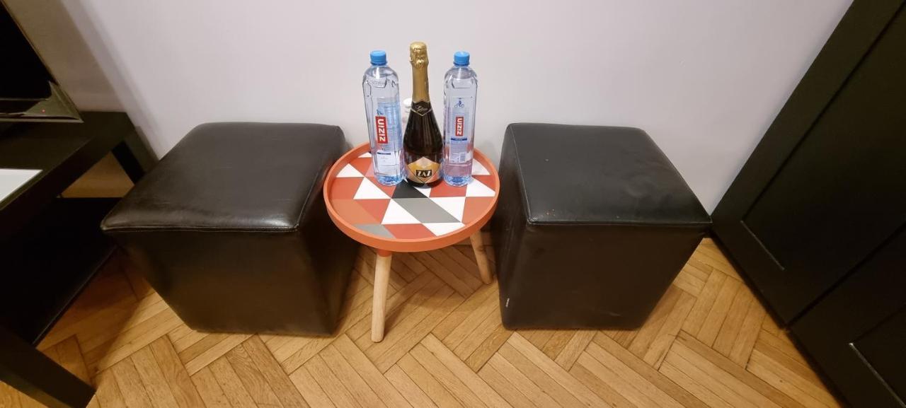 Alt Studio Appartement Boekarest Buitenkant foto